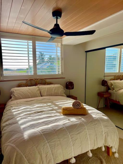 Appartement Chic Beachside Getaway 2Br 2Bath Fully Equipped à Gold Coast Extérieur photo